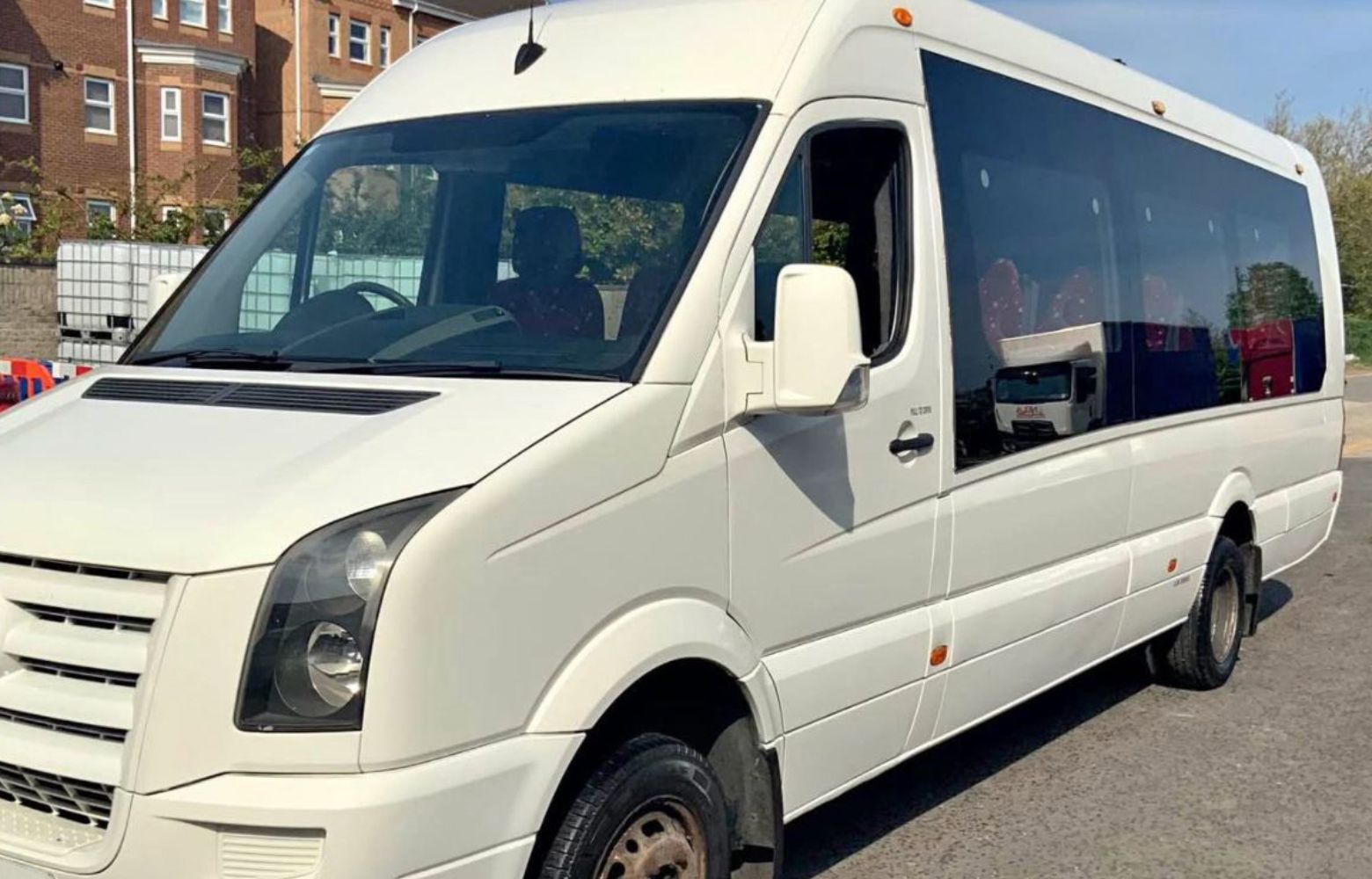 Why Minibus Hire is the Perfect Choice for Group Travel in Canvey Island?